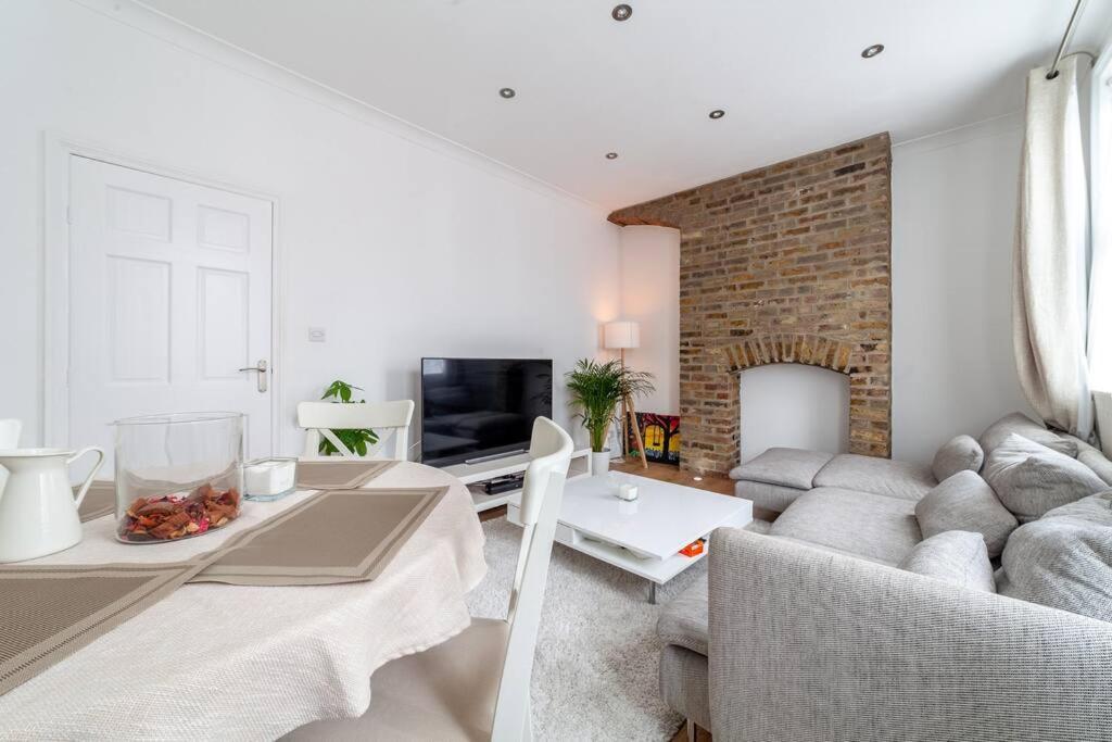 Appartamento 2 Bedroom Duplex Londra